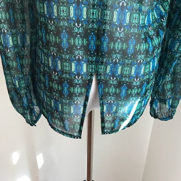 NEW! Vince Camuto Blue Sheer Long Sleeve Top Sz S - Picture 3 of 8